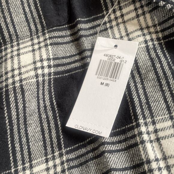 Old Navy black plaid Cropped Long Sleeve
Plaid Pocket Flannel Shirt - Picture 9 of 10